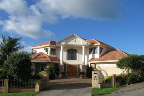 Photo of property in 16 Tumbridge Place, Somerville, Auckland, 2014