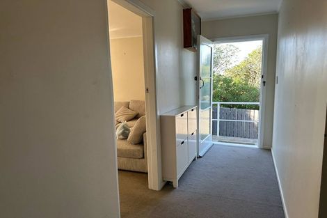 Photo of property in 24 Hollies Crescent, Johnsonville, Wellington, 6037