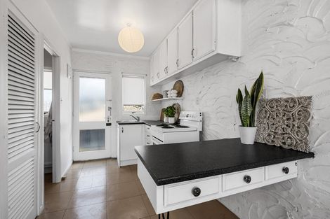 Photo of property in 6/1 Glen Road, Browns Bay, Auckland, 0630