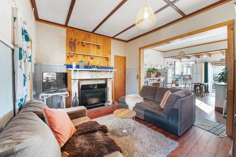 Photo of property in 8 Harbour Street, Moturoa, New Plymouth, 4310