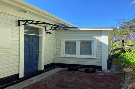 Photo of property in 5 Hadfield Terrace, Kelburn, Wellington, 6012