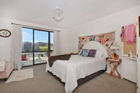 Photo of property in 12 Ocean View Rise, Ruakaka, 0116