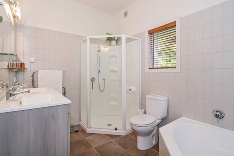 Photo of property in 49 Tarapatiki Drive, Whitianga, 3510