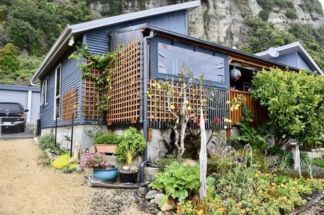 Photo of property in 28 Nikau Heights, Little Wanganui, Karamea, 7893