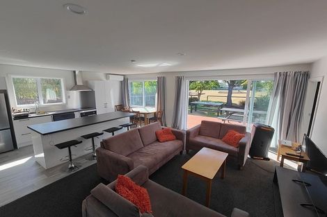 Photo of property in 2/13 Pitcairn Crescent, Bryndwr, Christchurch, 8053