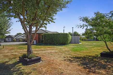 Photo of property in 5 Willowside Place, Amberley, 7410