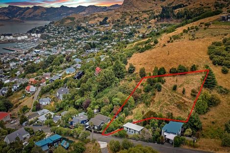 Photo of property in 19 Brenchley Road, Lyttelton, 8082