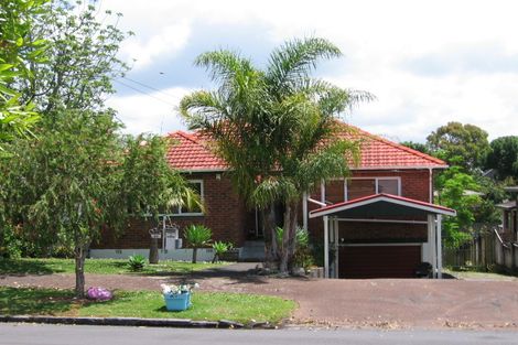 Photo of property in 43 Wright Road, Point Chevalier, Auckland, 1022