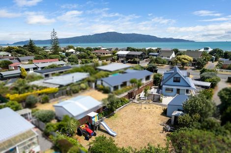Photo of property in 236 Manly Street, Paraparaumu Beach, Paraparaumu, 5032