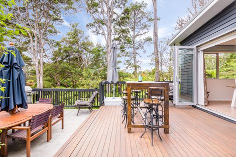 Photo of property in 20e Konini Road, Titirangi, Auckland, 0604