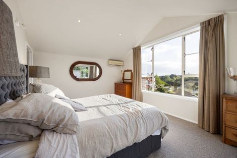 Photo of property in 11a Wellington Street, Hamilton East, Hamilton, 3216