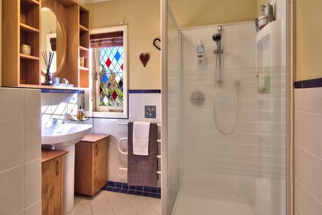 Photo of property in 753 West Coast Road, Oratia, Auckland, 0604