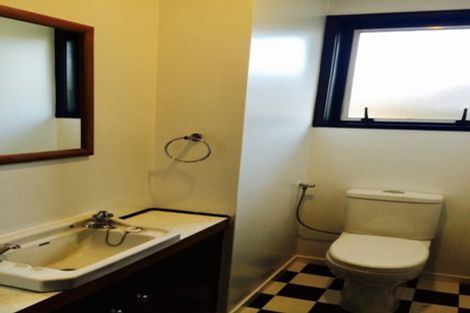 Photo of property in 2/28 Norman Road, Hauraki, Auckland, 0622