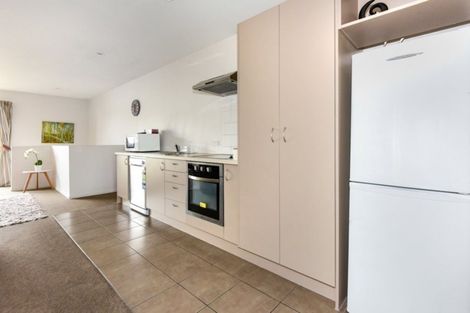 Photo of property in 3/75 Thackeray Place, Waltham, Christchurch, 8023