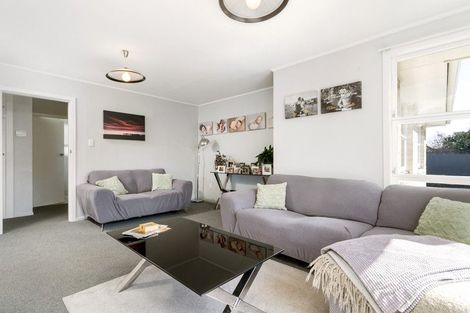 Photo of property in 6 Meldrum Place, Bishopdale, Christchurch, 8051