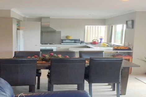 Photo of property in 80 Oteki Park Drive, Welcome Bay, Tauranga, 3112