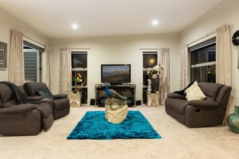 Photo of property in 1 Ellesmere Close, Pyes Pa, Tauranga, 3112