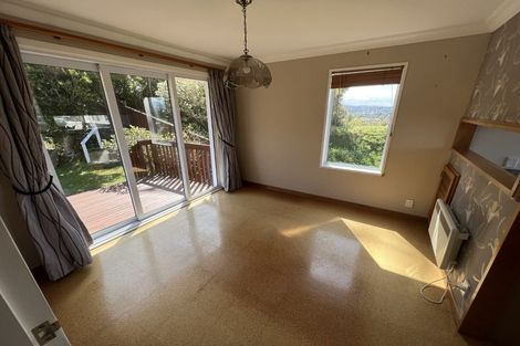 Photo of property in 12 Admiralty Street, Crofton Downs, Wellington, 6035