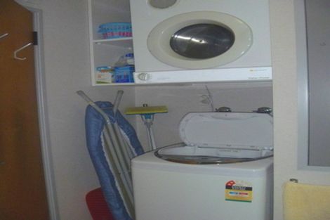 Photo of property in 2/112 Mairangi Road, Wilton, Wellington, 6012