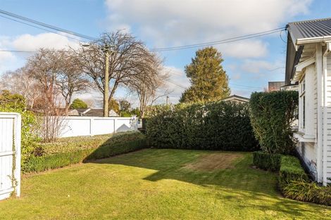 Photo of property in 61 Hawthorne Street, Strowan, Christchurch, 8052