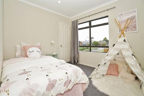 Photo of property in 7 Westview Place, Western Heights, Hamilton, 3200