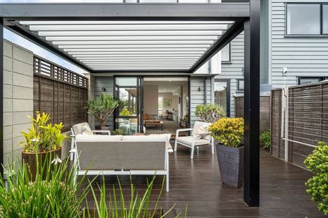 Photo of property in 2 Chaffinch Road, Hobsonville, Auckland, 0616