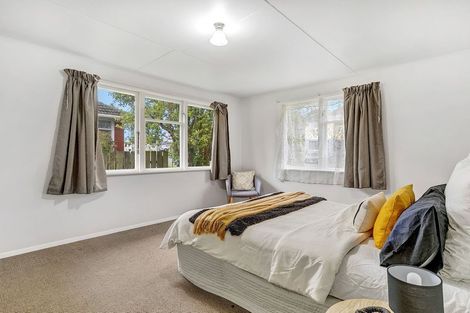 Photo of property in 14 Durham Street, Cannons Creek, Porirua, 5024