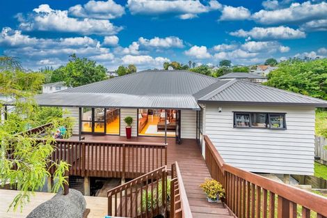 Photo of property in 10a Yule Place, Massey, Auckland, 0614