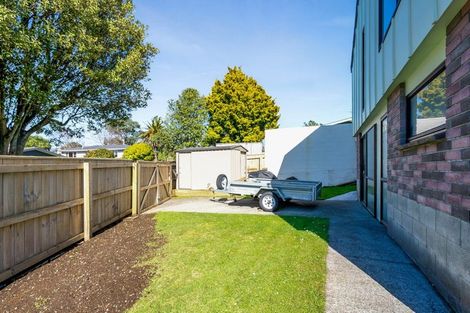 Photo of property in 5 Antonia Place, Bell Block, New Plymouth, 4312