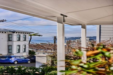 Photo of property in 25 Newman Terrace, Thorndon, Wellington, 6011