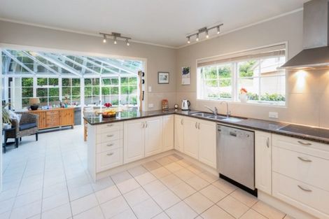 Photo of property in 124a Sandspit Road, Shelly Park, Auckland, 2014