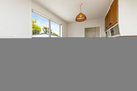 Photo of property in 13 Ewbank Place, Manurewa, Auckland, 2102