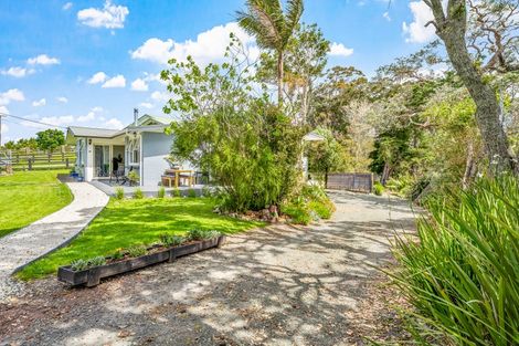 Photo of property in 84 Devich Road, Mangawhai, Wellsford, 0975