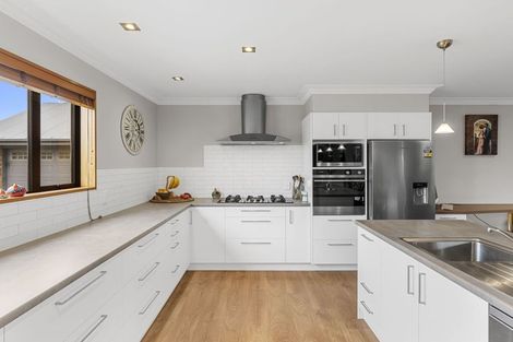 Photo of property in 3 Cathcart Crescent, Prebbleton, 7604