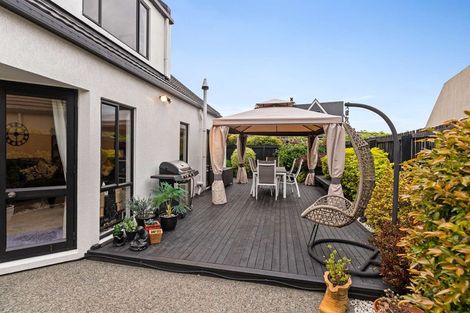 Photo of property in 2 Calverton Place, Halswell, Christchurch, 8025