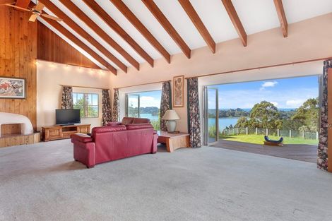 Photo of property in 200 Paparoa Road, Wainui, Opotiki, 3198