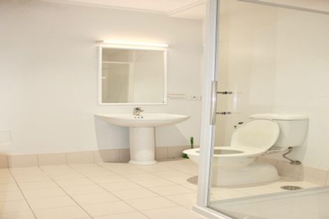 Photo of property in 4b/30 Westward Ho, Glen Eden, Auckland, 0602