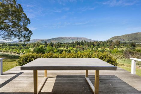 Photo of property in 14 Rob Roy Lane, Wanaka, 9305