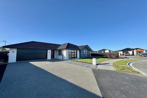 Photo of property in 5 Cabbage Close, Halswell, Christchurch, 8025