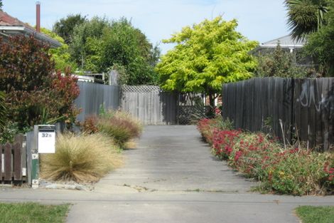 Photo of property in 2/32 Mcgregors Road, Bromley, Christchurch, 8062