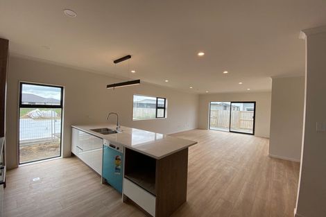 Photo of property in 1/28 Maggie Place, Chartwell, Hamilton, 3281