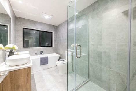 Photo of property in 53 Donegal Drive, Flat Bush, Auckland, 2019