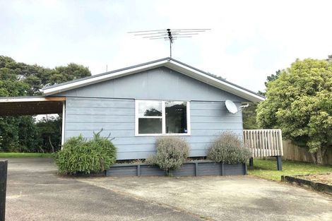 Photo of property in 21 West Harbour Drive, West Harbour, Auckland, 0618