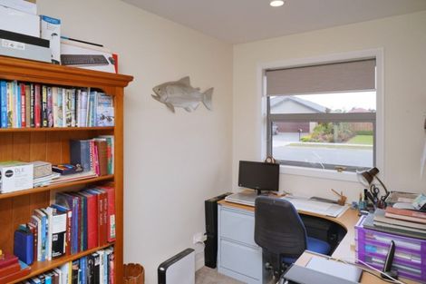 Photo of property in 19 Sutherland Drive, Kaiapoi, 7630