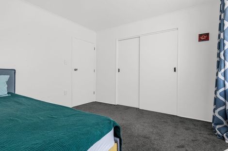 Photo of property in 11 Chester Street, Taradale, Napier, 4112