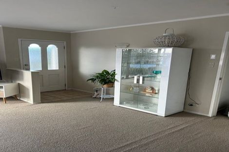 Photo of property in 1/9 Belmere Rise, Farm Cove, Auckland, 2012