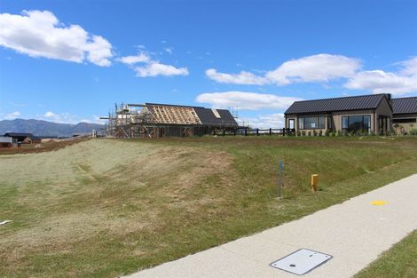 Photo of property in 13 Deans Drive, Wanaka, 9305