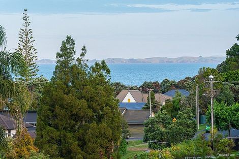 Photo of property in 3a Rossmore Terrace, Murrays Bay, Auckland, 0630