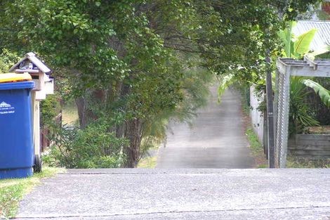 Photo of property in 1/190 Queen Street, Northcote Point, Auckland, 0627