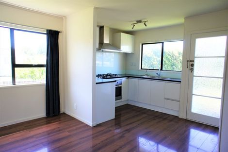 Photo of property in 26 Lambrown Drive, Totara Vale, Auckland, 0629